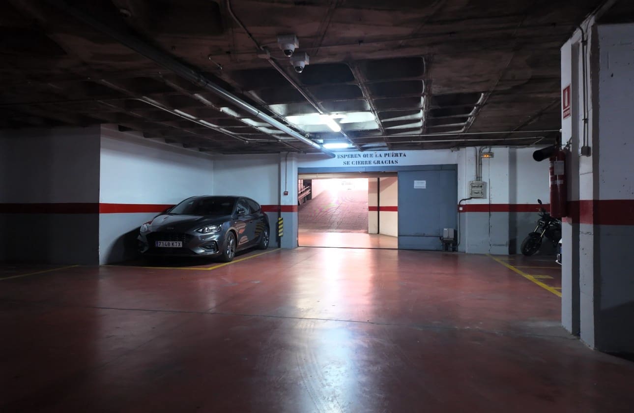 3 quarto Apartamento para venda em Alicante cidade com garagem - 249 000 € (Ref: 9473318)