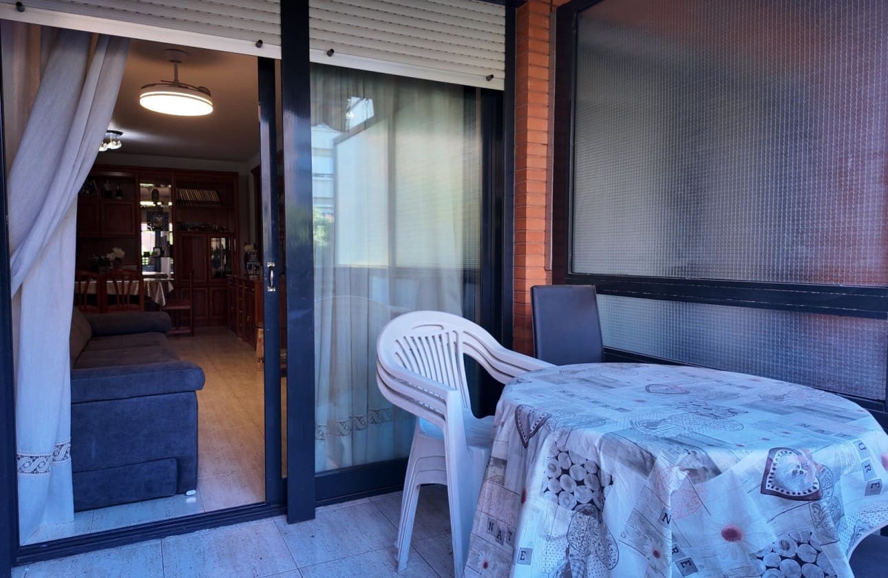 3 quarto Apartamento para venda em Alicante cidade com garagem - 249 000 € (Ref: 9473318)