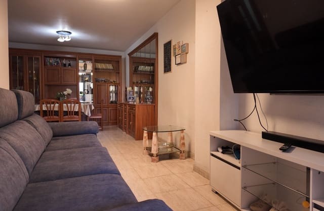 3 sovrum Lägenhet till salu i Campoamor - Altozano, Alicante stad med garage - 249 000 € (Ref: 9473318)