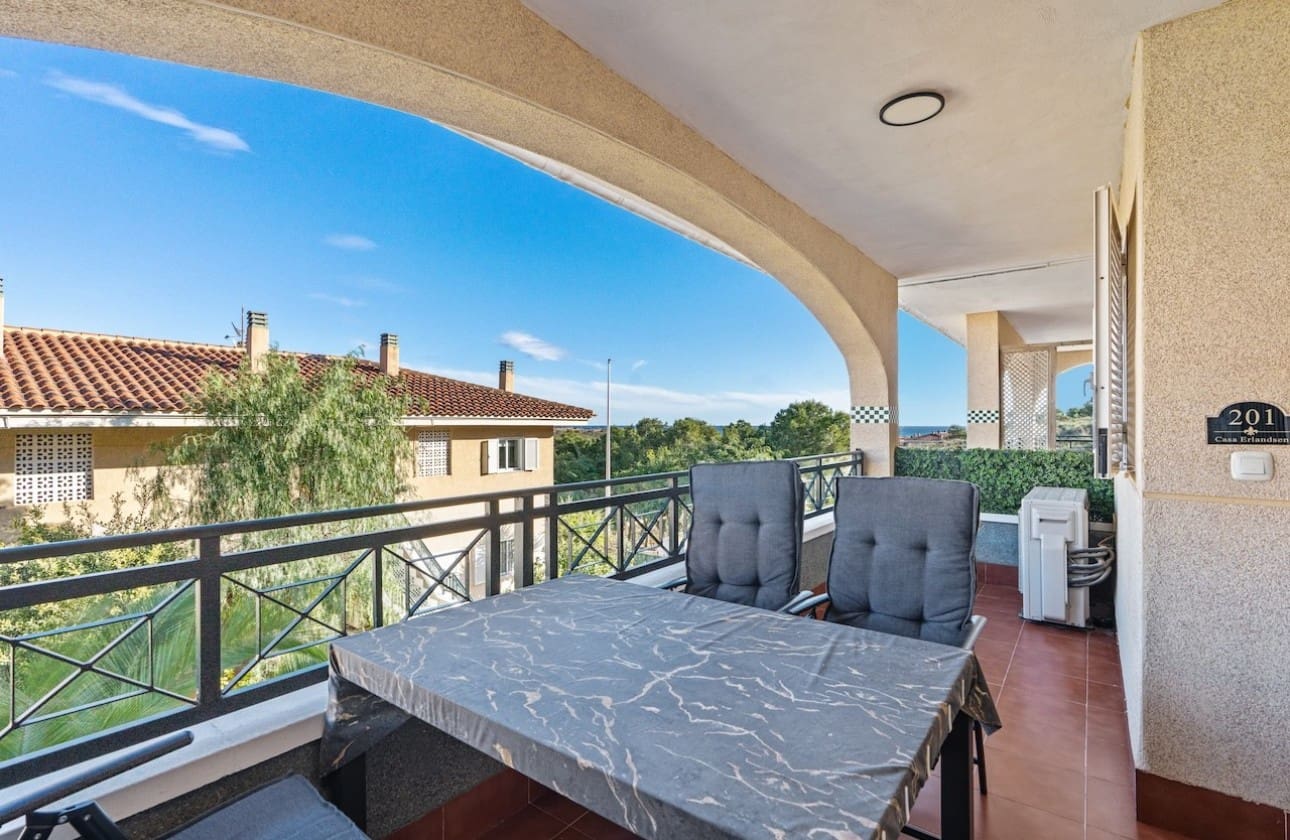 2 bedroom Apartment for sale in Gran Alacant with pool garage - € 249,000 (Ref: 9484981)