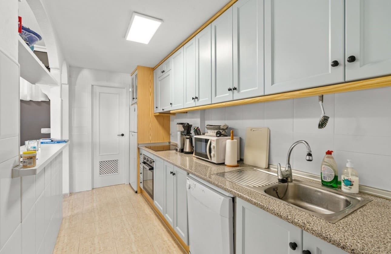 2 bedroom Apartment for sale in Gran Alacant with pool garage - € 249,000 (Ref: 9484981)