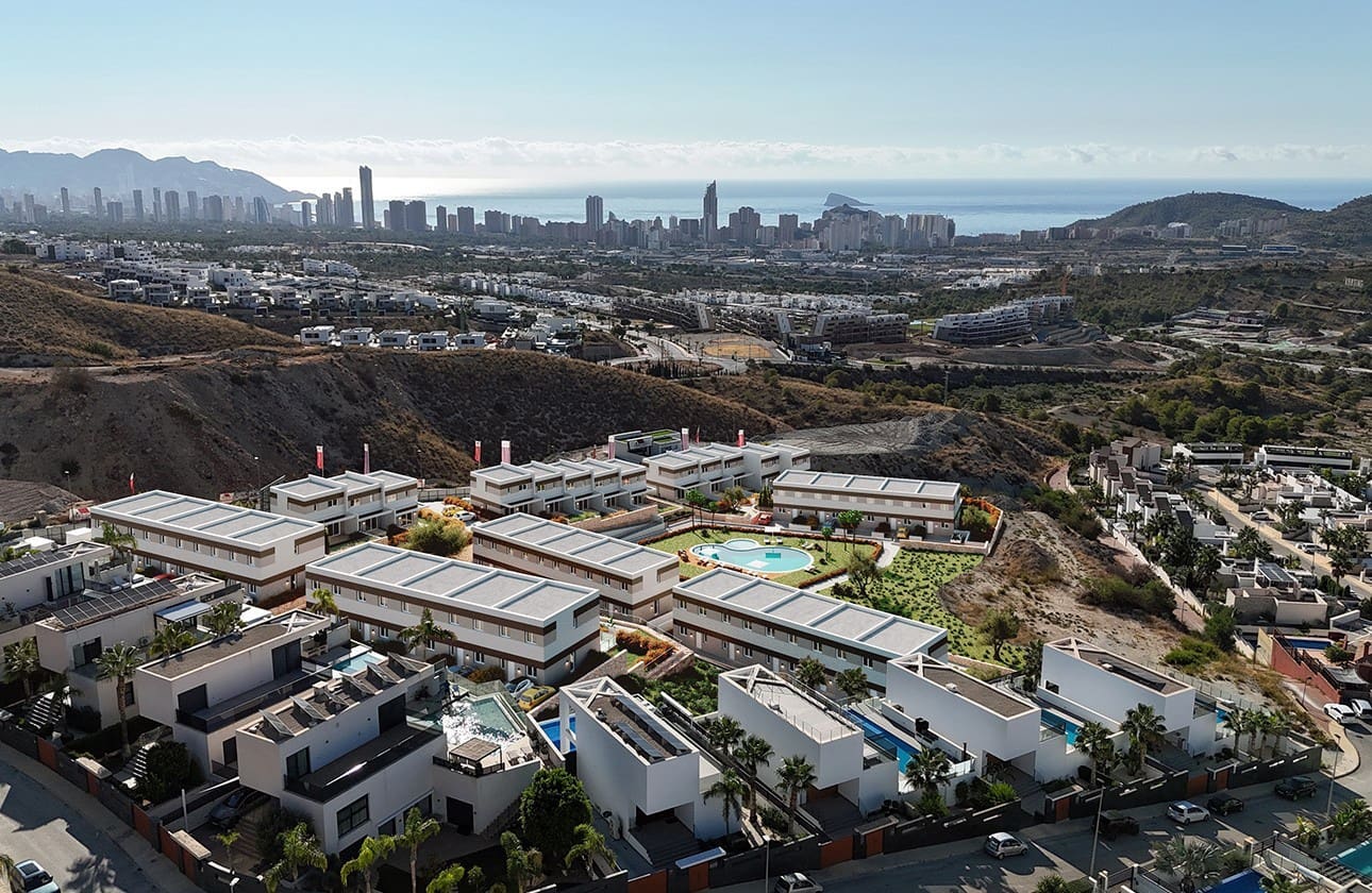 Casa de 3 habitaciones en Finestrat en venta con piscina garaje - 450.000 € (Ref: 9487220)