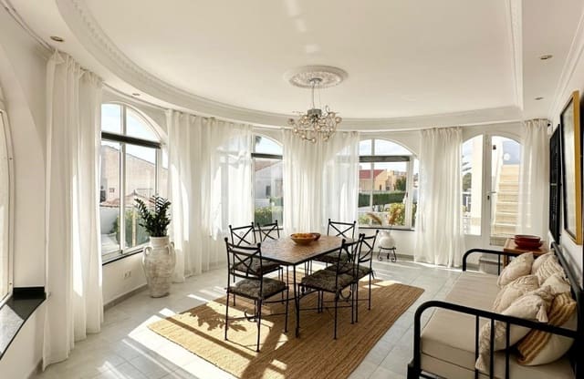 3 soverom Villa til salgs i San Luis, Torrevieja med svømmebasseng garasje - € 645 000 (Ref: 9488500)