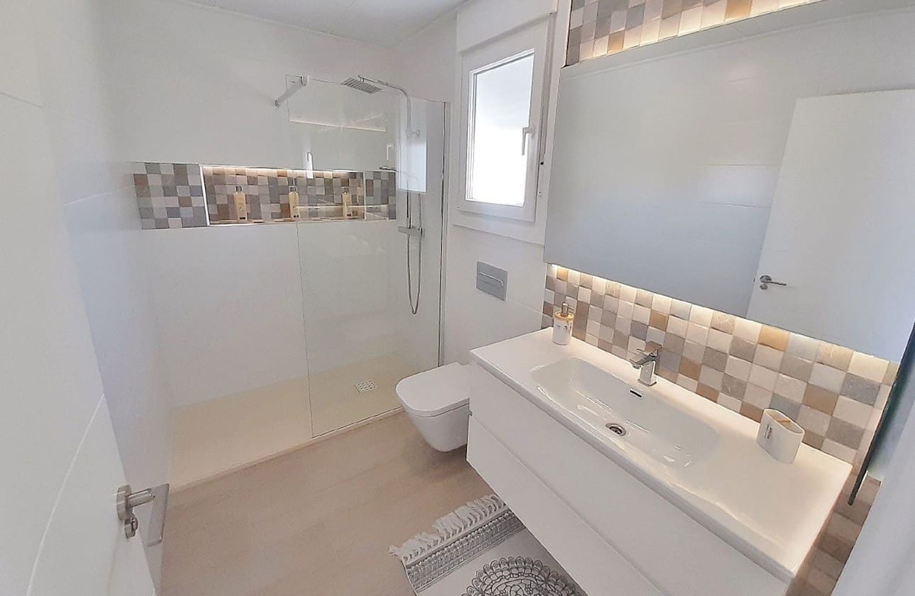 3 sovrum Radhus till salu i Avileses med pool garage - 299 900 € (Ref: 9510249)