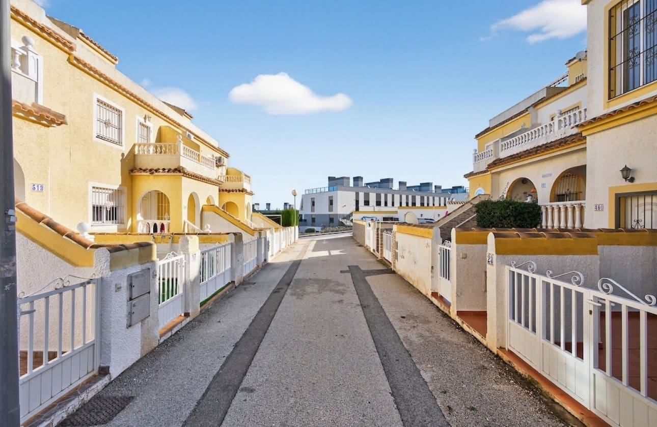 3 sypialnia Apartament na sprzedaż w Gran Alacant z basenem garażem - 199 000 € (Ref: 9517918)