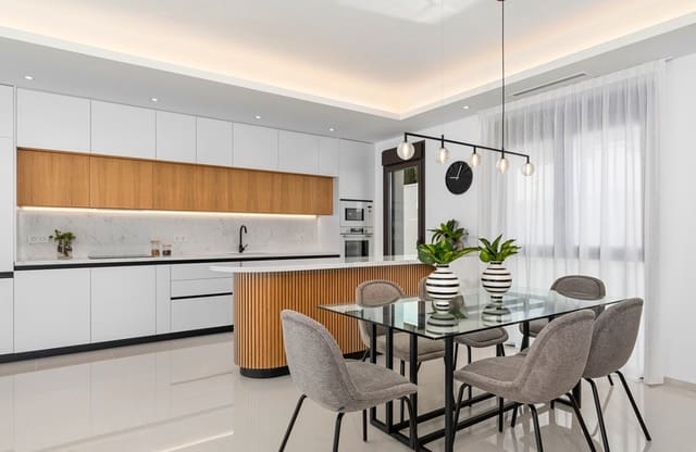 3 quarto Moradia para venda em Doña Pepa, Rojales com piscina garagem - 702 535 € (Ref: 9542060)