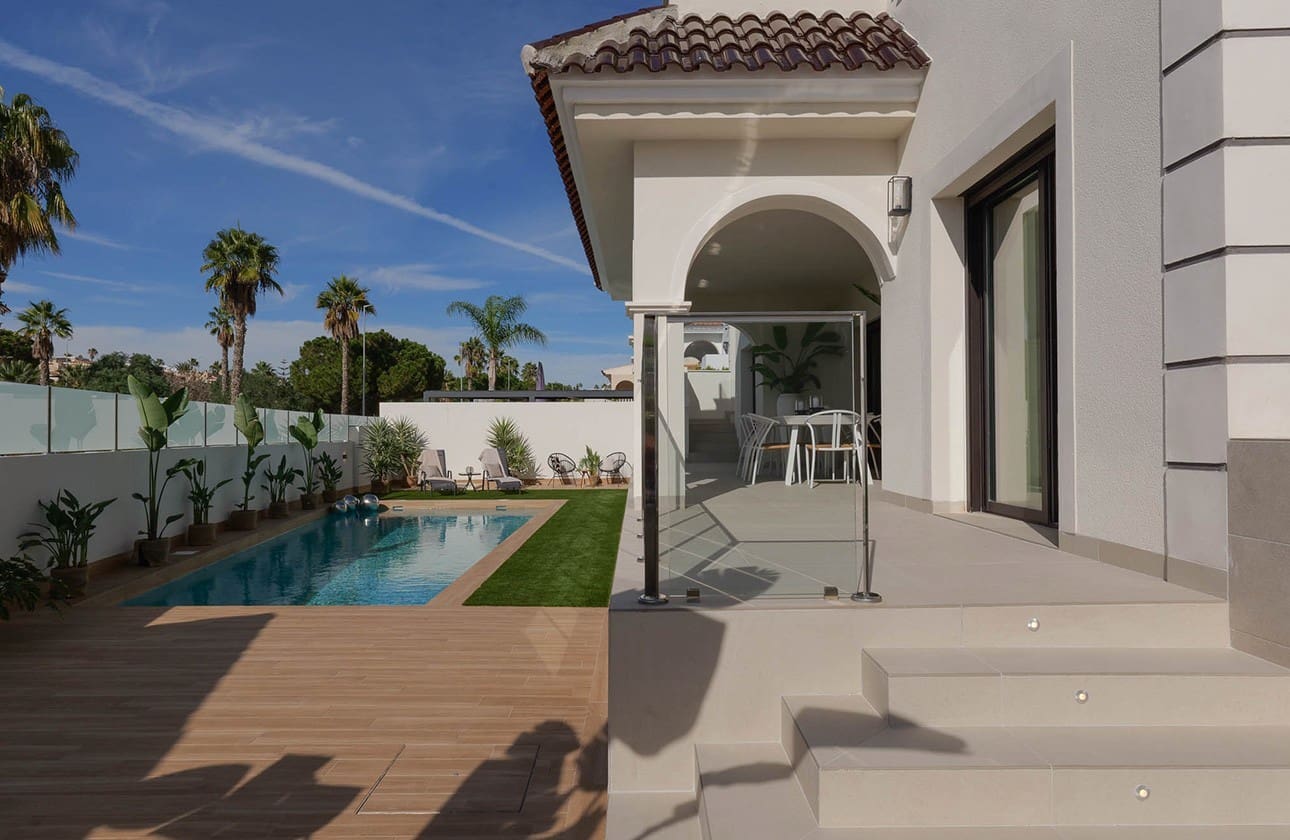 3 bedroom Villa for sale in Dona Pepa with pool garage - € 702,535 (Ref: 9542343)