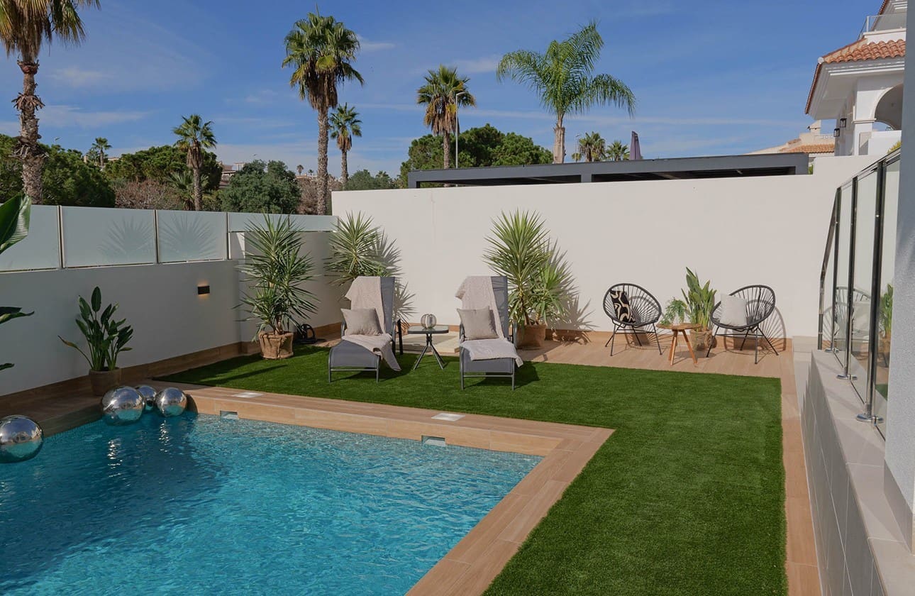 3 bedroom Villa for sale in Dona Pepa with pool garage - € 702,535 (Ref: 9542343)