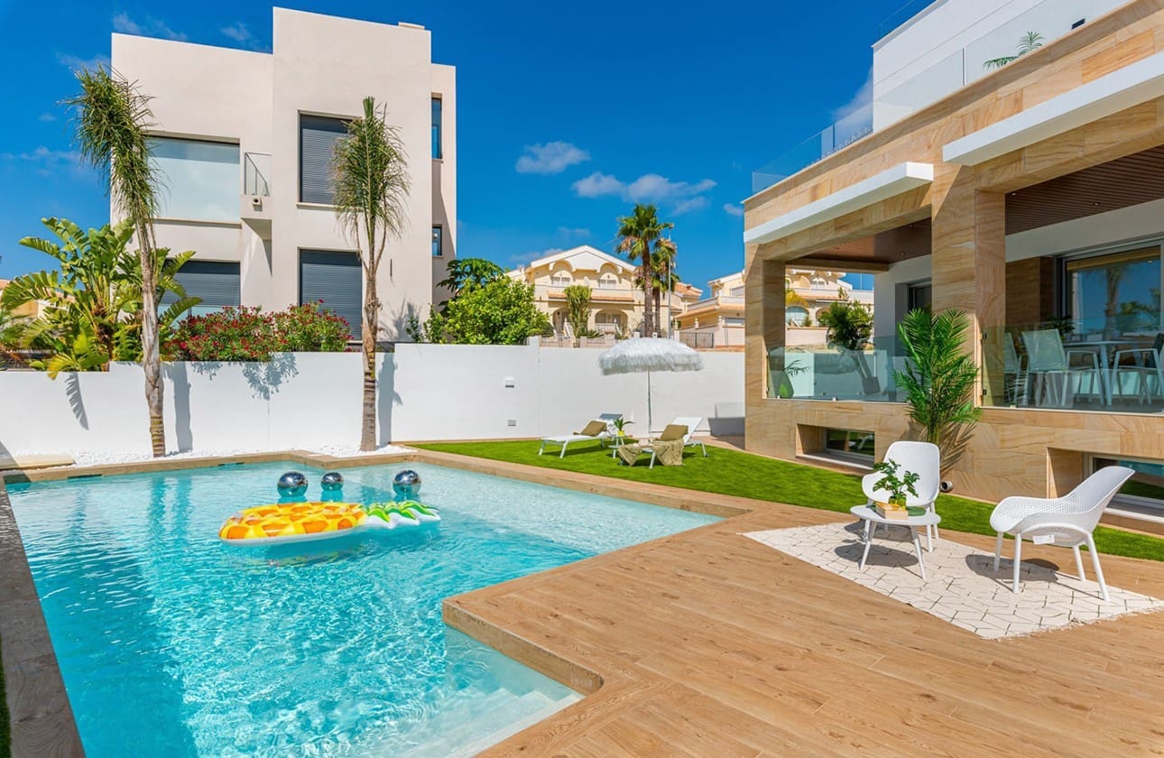 4 sovrum Villa till salu i Dona Pepa med pool garage - 731 060 € (Ref: 9542344)