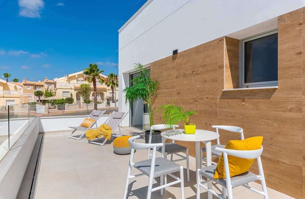 Chalet de 4 habitaciones en Doña Pepa en venta con piscina garaje - 774.452 € (Ref: 9542345)