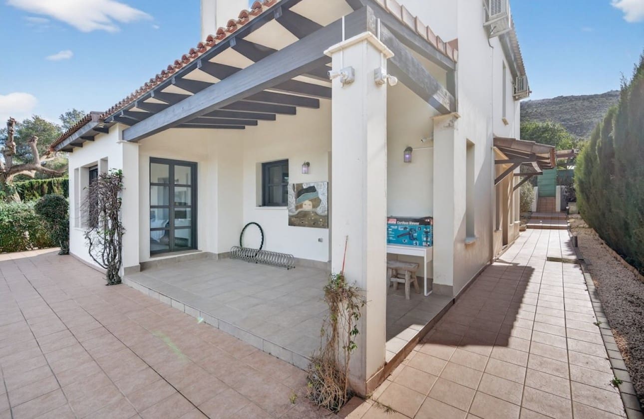 4 sovrum Villa till salu i Javea / Xabia med pool garage - 950 000 € (Ref: 9606626)