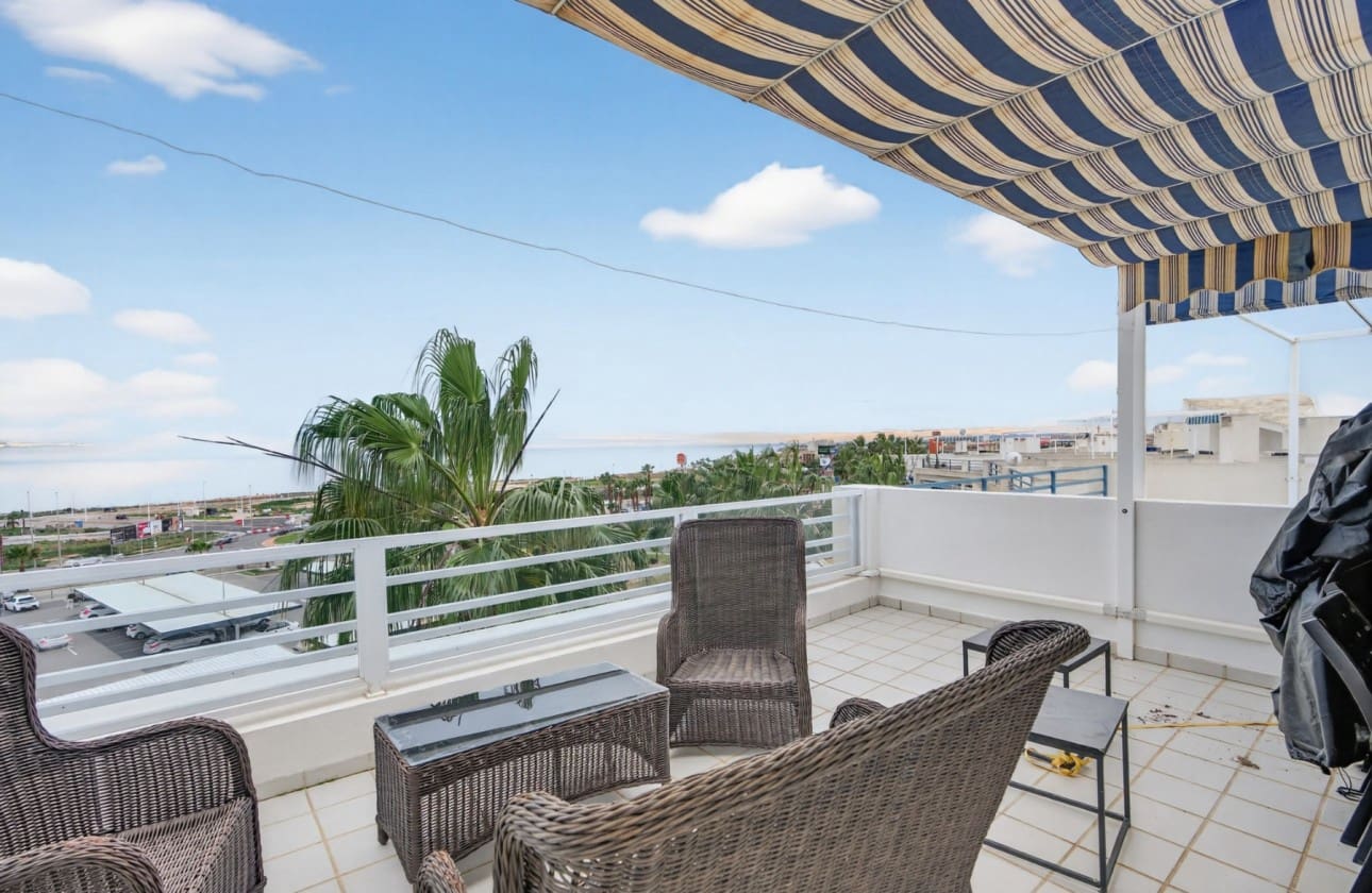 2 bedroom Penthouse for sale in Orihuela Costa with pool garage - € 219,000 (Ref: 9606882)