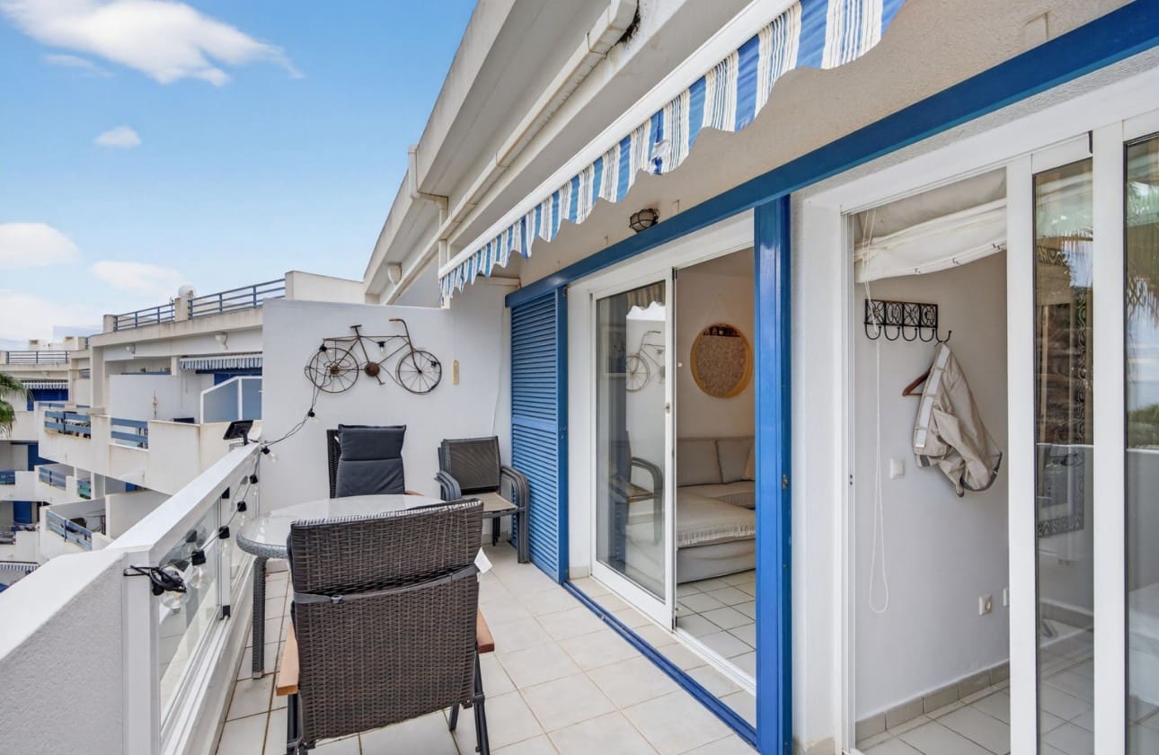 2 bedroom Penthouse for sale in Orihuela Costa with pool garage - € 219,000 (Ref: 9606882)