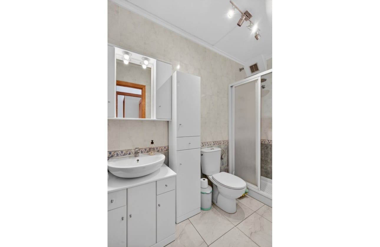 2 slaapkamer Appartement te koop in Gran Alacant met zwembad garage - € 189.000 (Ref: 9614096)