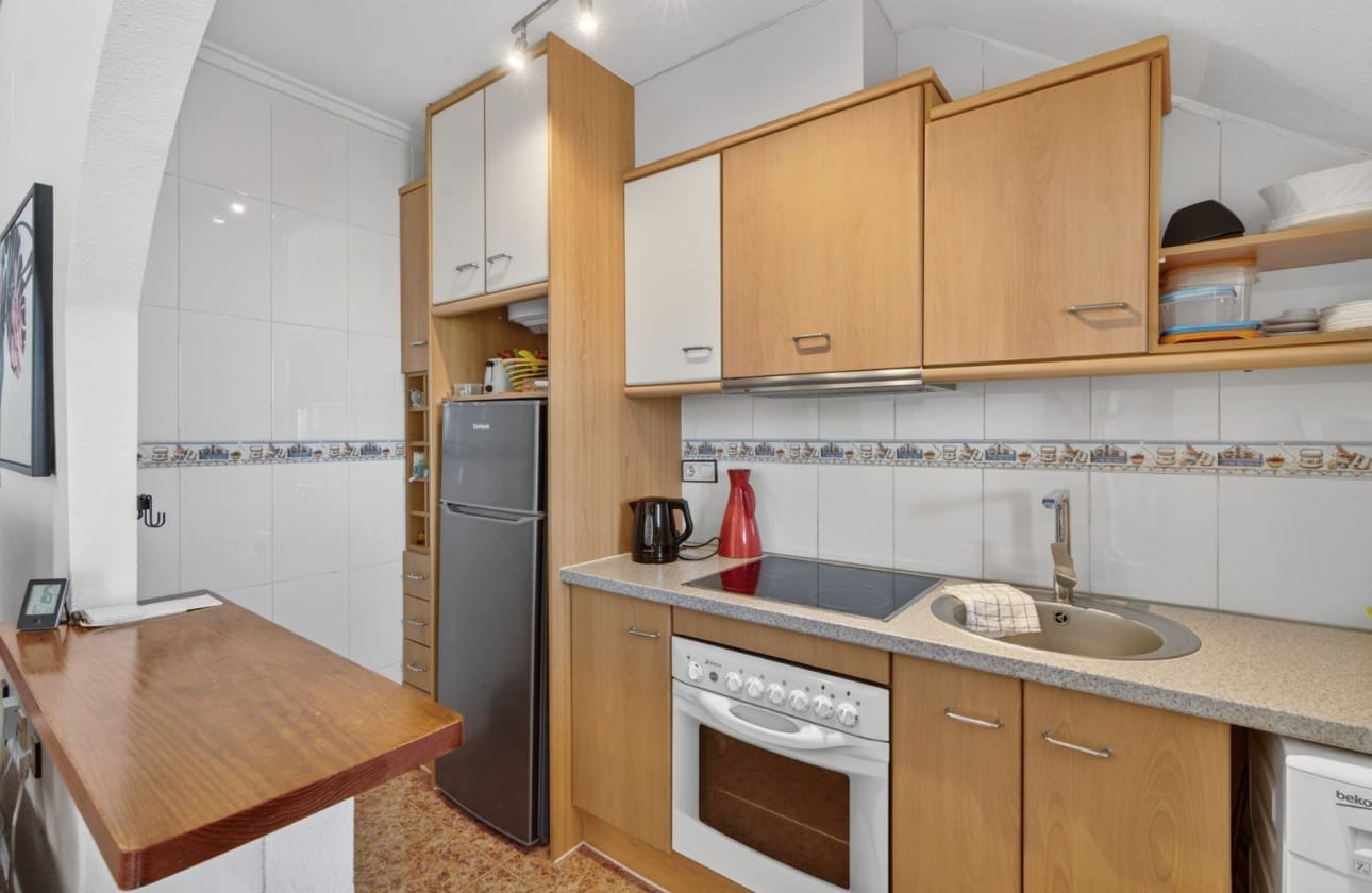 2 slaapkamer Appartement te koop in Gran Alacant met zwembad garage - € 189.000 (Ref: 9614096)