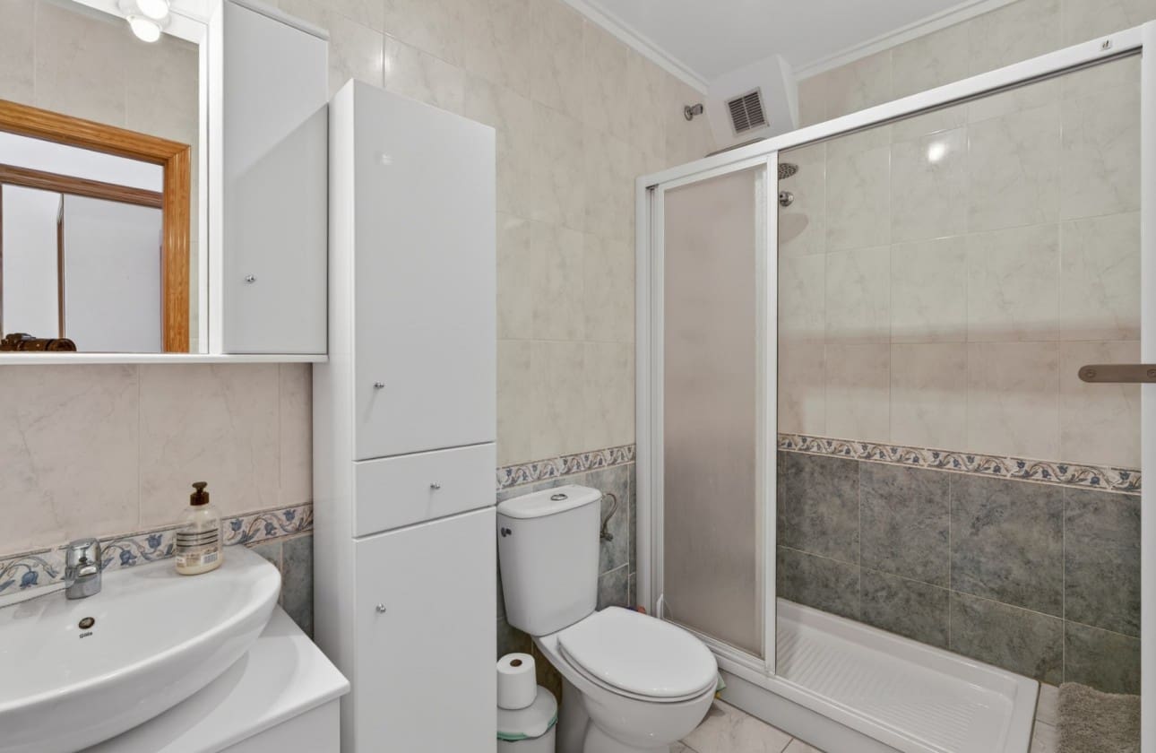 2 slaapkamer Appartement te koop in Gran Alacant met zwembad garage - € 189.000 (Ref: 9614096)