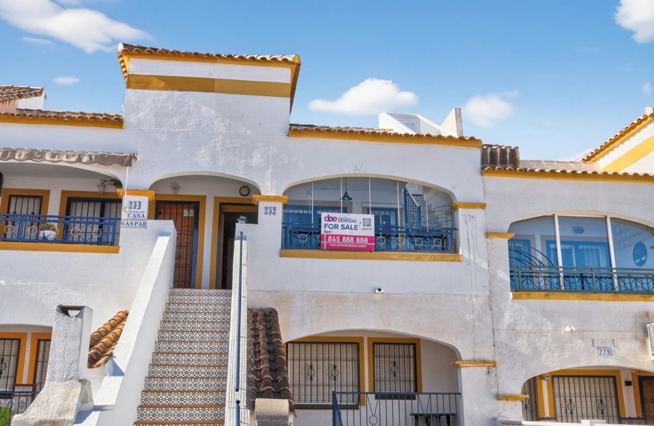 2 slaapkamer Appartement te koop in Gran Alacant met zwembad garage - € 189.000 (Ref: 9614096)