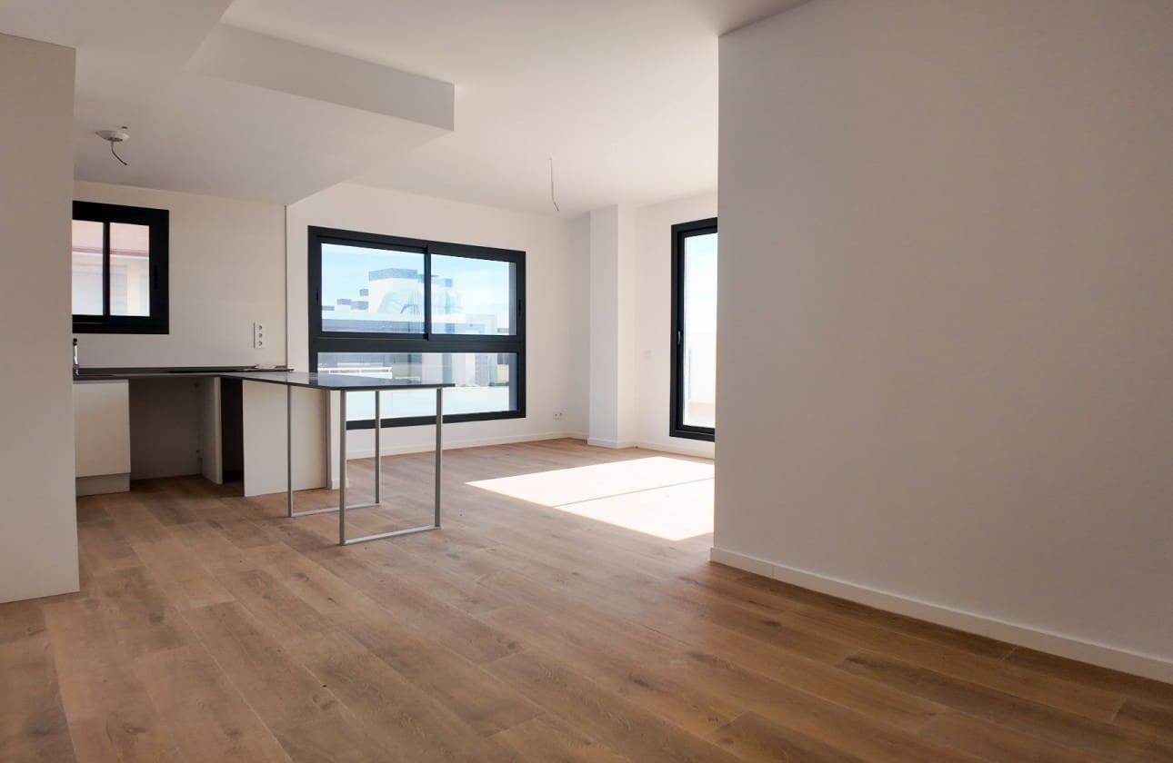 3 slaapkamer Penthouse te koop in Alicante stad met zwembad - € 499.000 (Ref: 9614469)