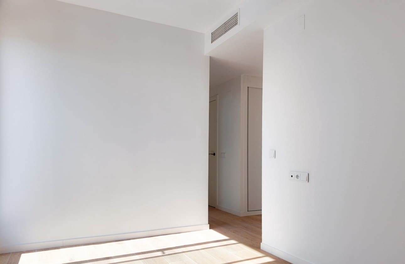 3 slaapkamer Penthouse te koop in Alicante stad met zwembad - € 499.000 (Ref: 9614469)