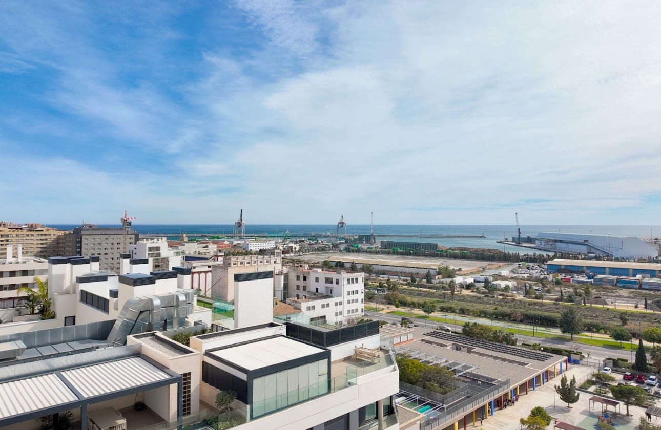 3 slaapkamer Penthouse te koop in Alicante stad met zwembad - € 499.000 (Ref: 9614469)