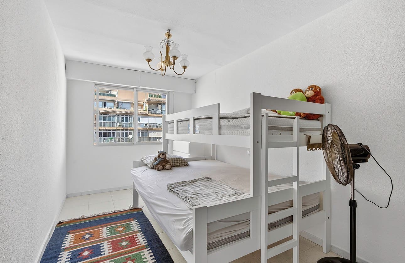 4 soverom Leilighet til salgs i Torrevieja - € 259 000 (Ref: 9618486)