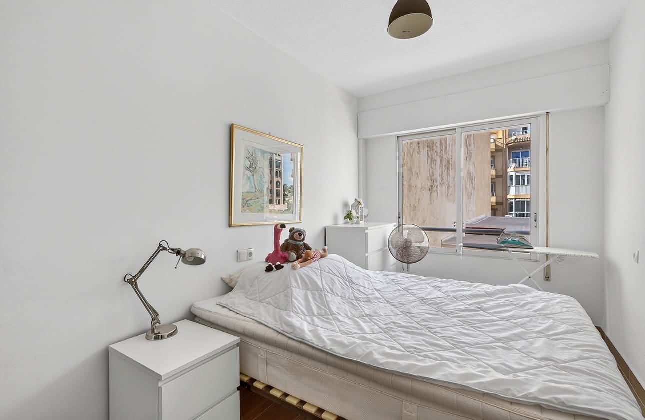 4 soverom Leilighet til salgs i Torrevieja - € 259 000 (Ref: 9618486)