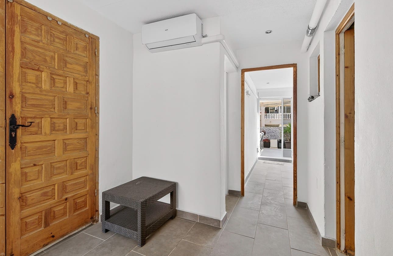 4 soverom Leilighet til salgs i Torrevieja - € 259 000 (Ref: 9618486)