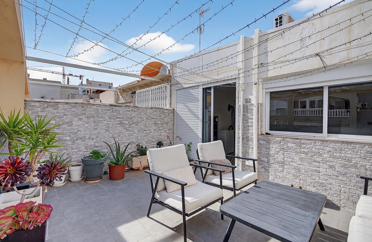 4 soverom Leilighet til salgs i Torrevieja - € 259 000 (Ref: 9618486)