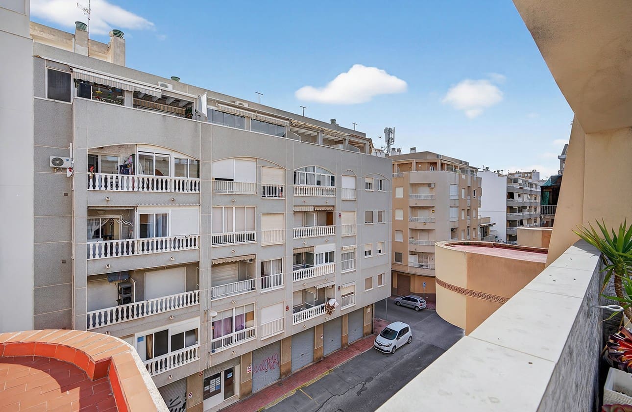 4 soverom Leilighet til salgs i Torrevieja - € 259 000 (Ref: 9618486)