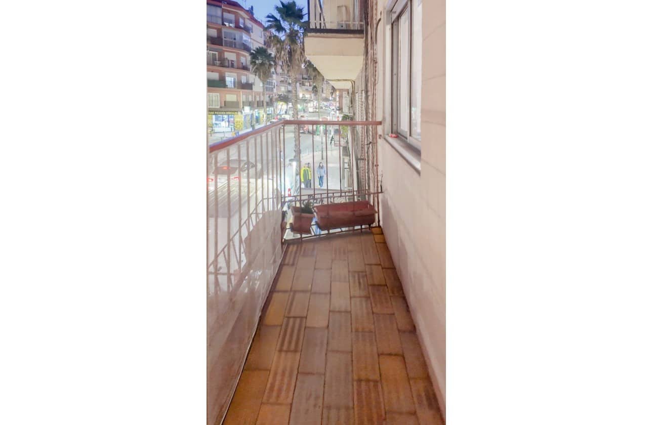 2 makuuhuone Huoneisto myytävänä paikassa Alicante kaupunki - 138 000 € (Ref: 9623231)