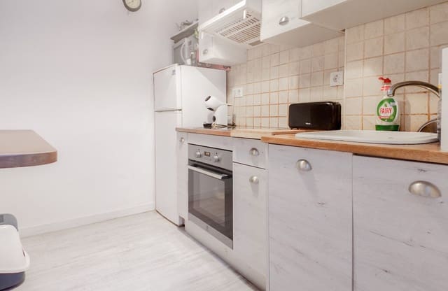 2 makuuhuone Huoneisto myytävänä paikassa Carolinas Altas, Alicante kaupunki - 138 000 € (Ref: 9623231)