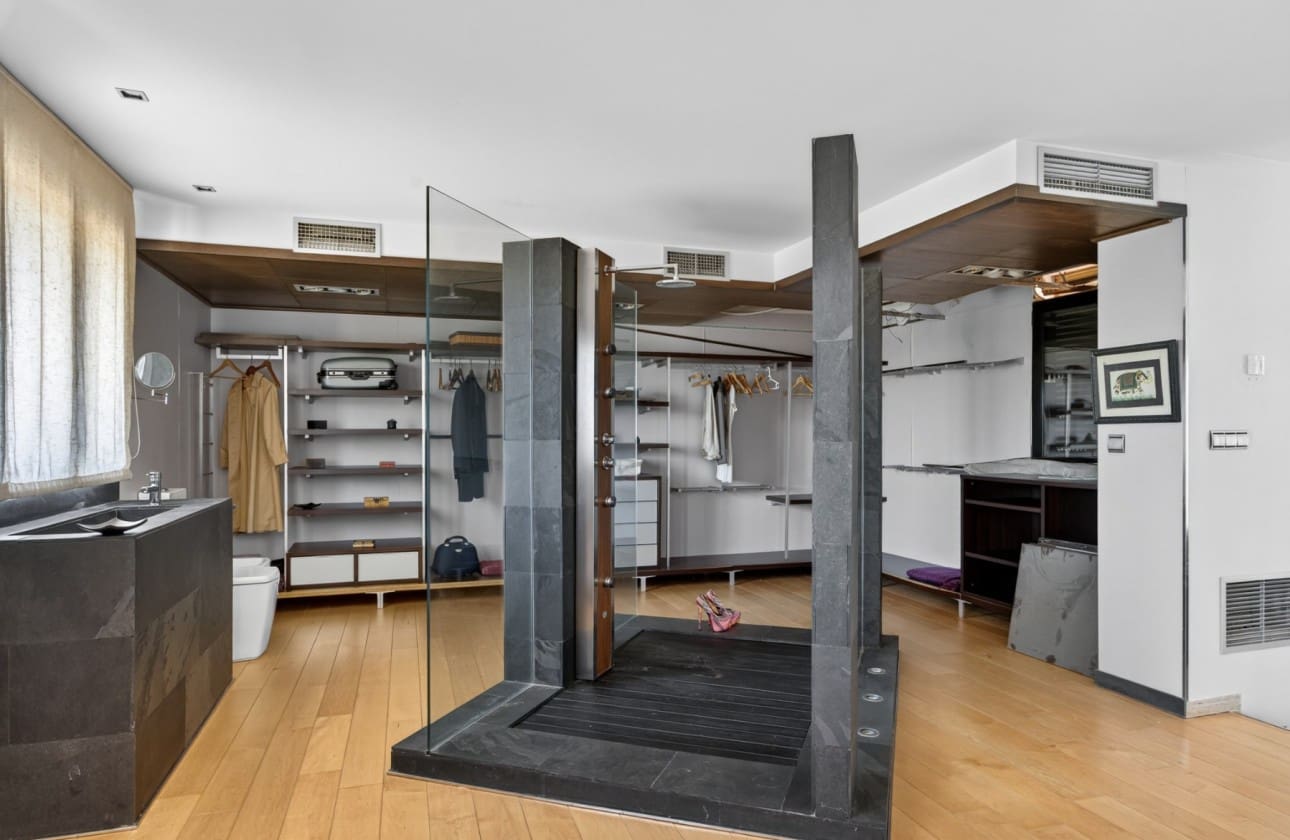 Chalet de 5 habitaciones en Santa Pola en venta con garaje - 749.000 € (Ref: 9624254)