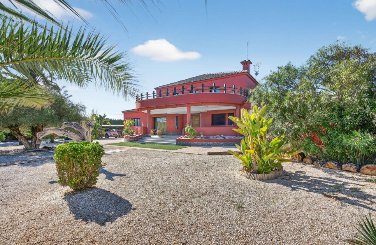Chalet de 5 habitaciones en Santa Pola en venta con garaje - 749.000 € (Ref: 9624254)