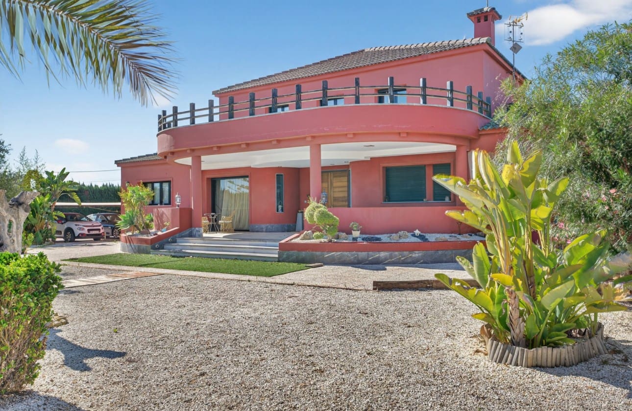 Chalet de 5 habitaciones en Santa Pola en venta con garaje - 749.000 € (Ref: 9624254)