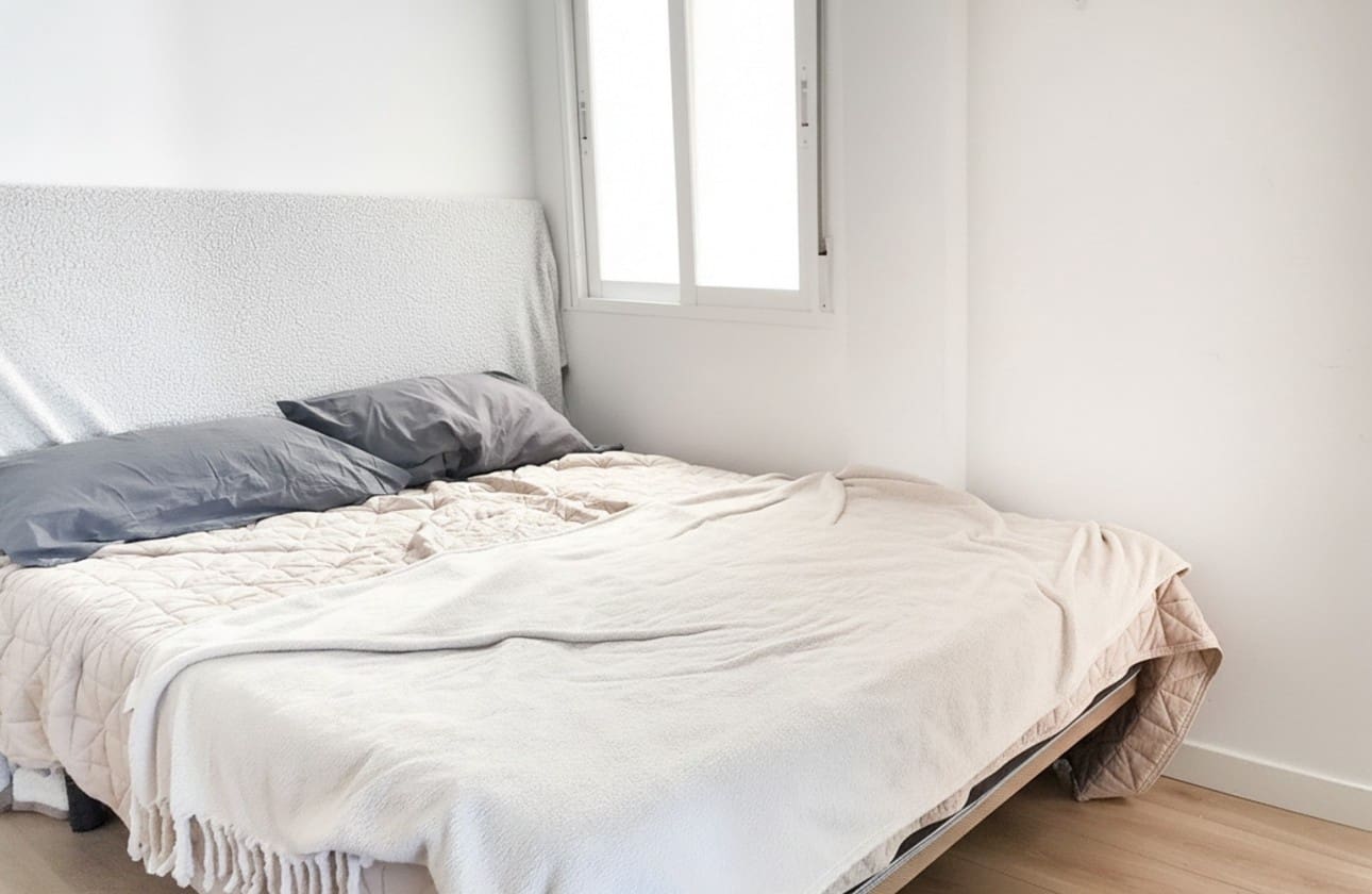 Apartamento de 2 habitaciones en Alicante / Alacant ciudad en venta - 290.000 € (Ref: 9628312)