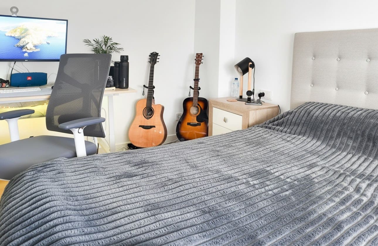 Apartamento de 2 habitaciones en Alicante / Alacant ciudad en venta - 290.000 € (Ref: 9628312)