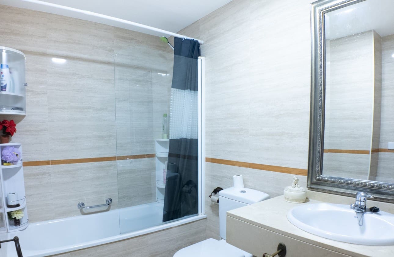 2 soveværelse Lejlighed til salg i La Villajoyosa / Vila Joiosa med swimmingpool garage - € 265.000 (Ref: 9630583)