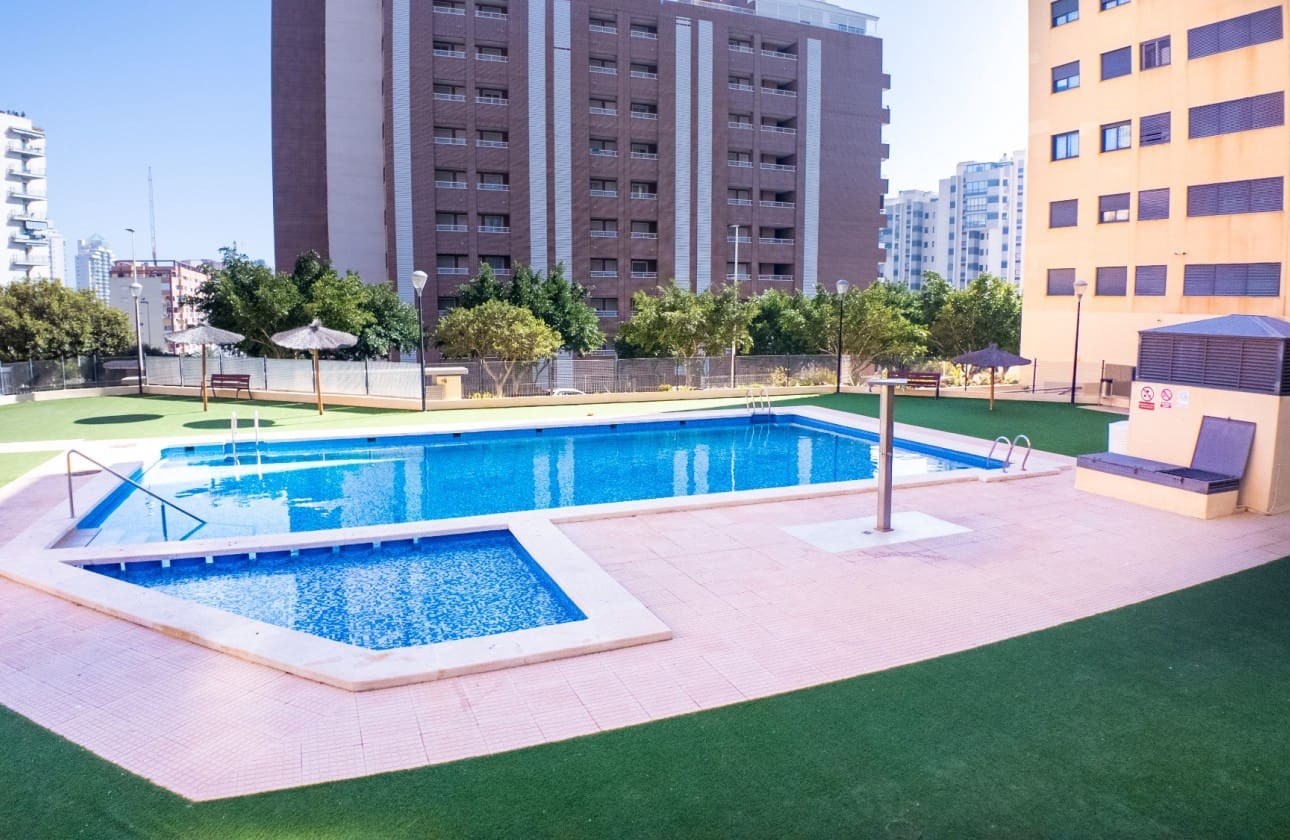 2 soveværelse Lejlighed til salg i La Villajoyosa / Vila Joiosa med swimmingpool garage - € 265.000 (Ref: 9630583)