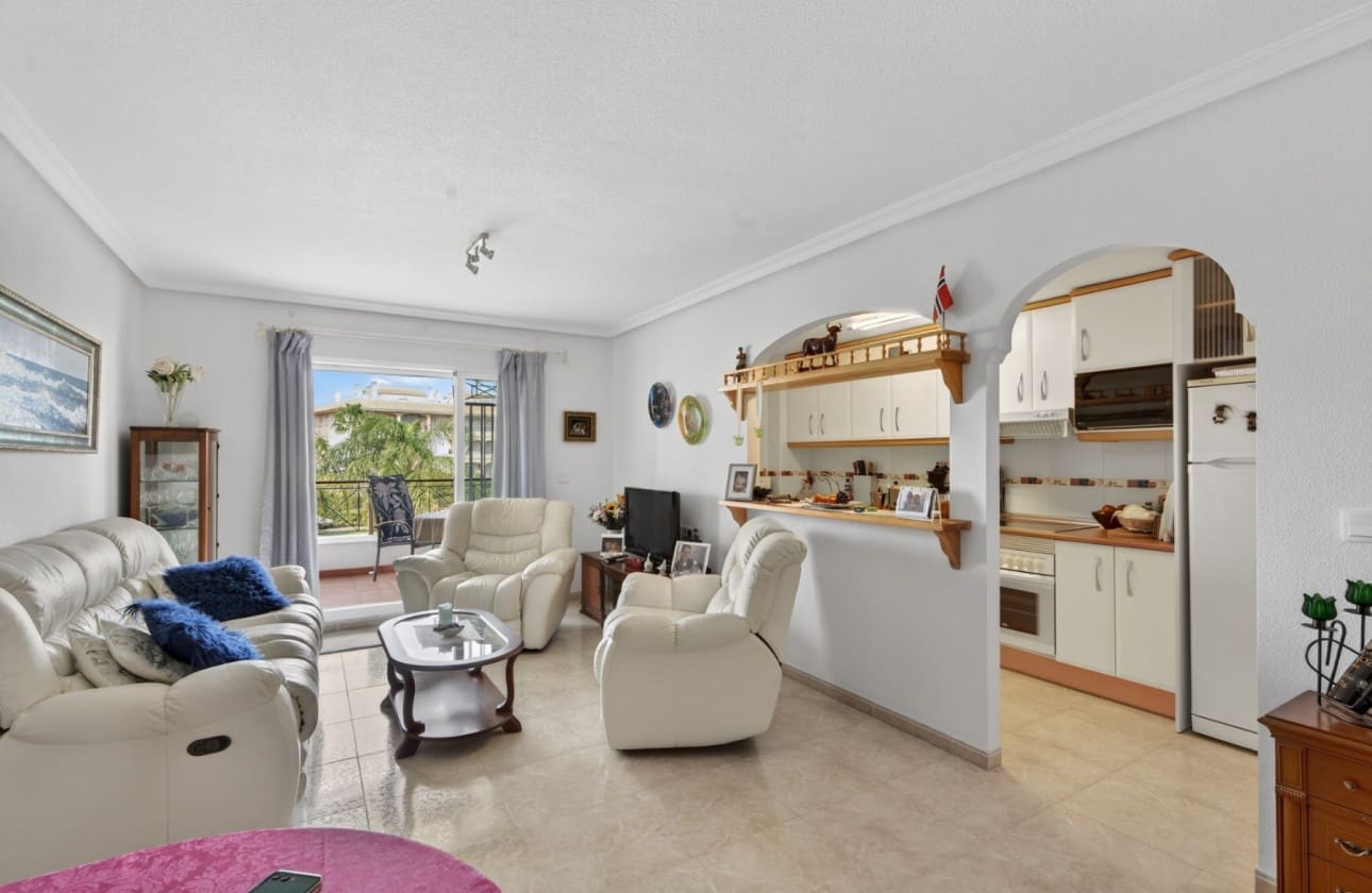 3 soverom Penthouse til salgs i Playa Flamenca med svømmebasseng garasje - € 379 000 (Ref: 9640381)