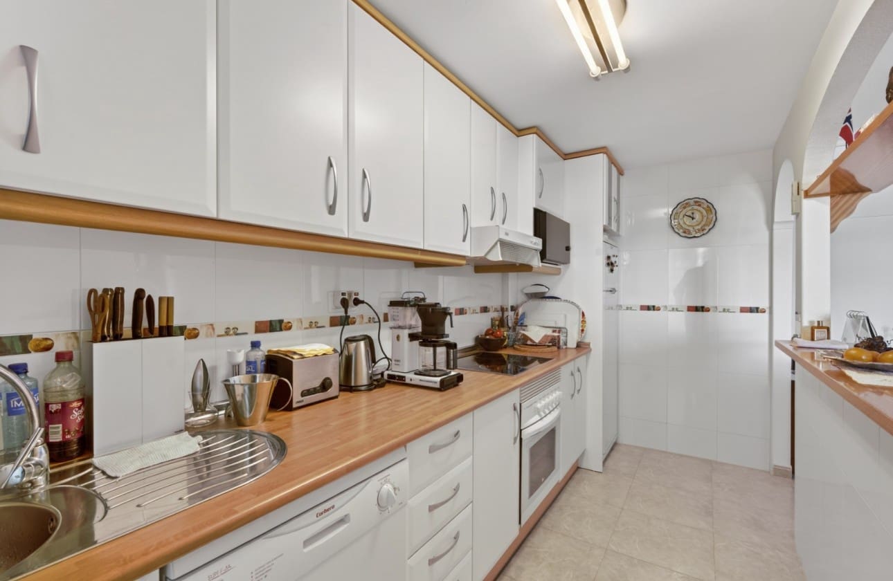 3 soverom Penthouse til salgs i Playa Flamenca med svømmebasseng garasje - € 379 000 (Ref: 9640381)