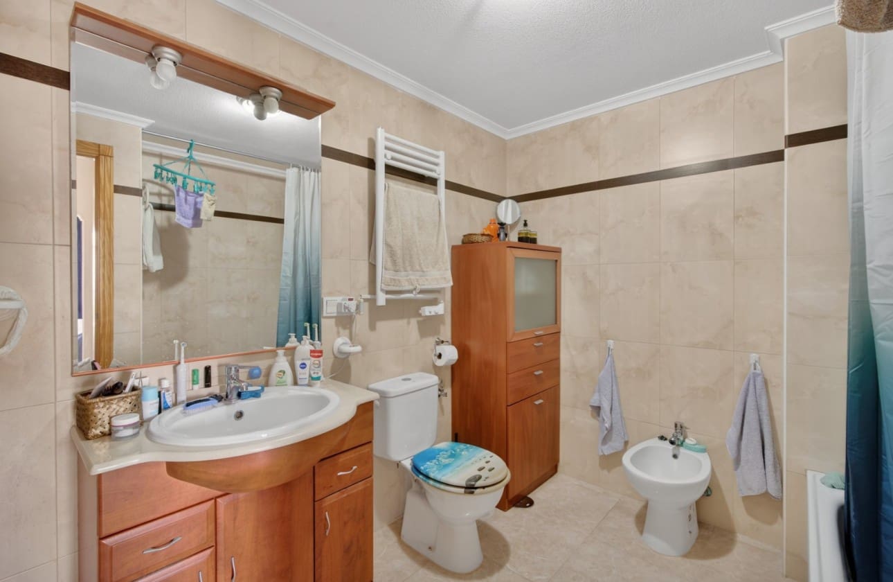 3 soverom Penthouse til salgs i Playa Flamenca med svømmebasseng garasje - € 379 000 (Ref: 9640381)