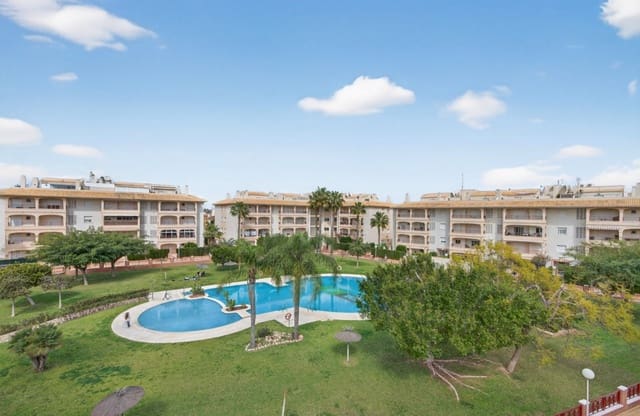 3 soverom Penthouse til salgs i Playa Flamenca, Orihuela med svømmebasseng garasje - € 379 000 (Ref: 9640381)
