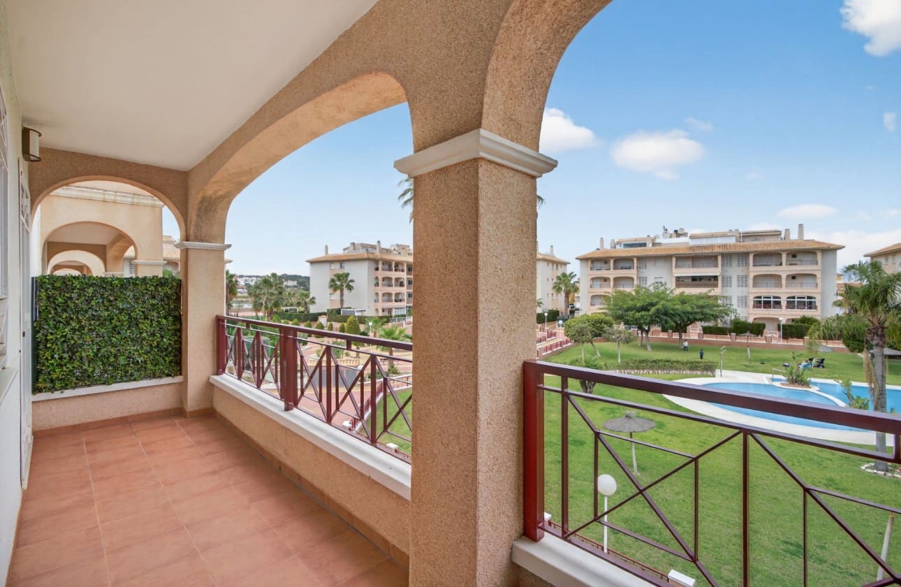 3 soverom Penthouse til salgs i Playa Flamenca med svømmebasseng garasje - € 379 000 (Ref: 9640381)