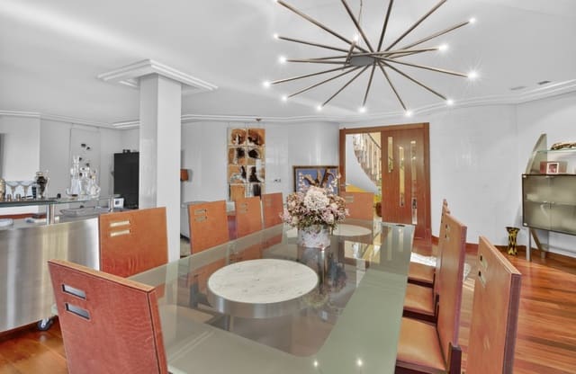 5 bedroom Villa for sale in Valverde, Elche / Elx with pool garage - € 1,449,000 (Ref: 9643357)