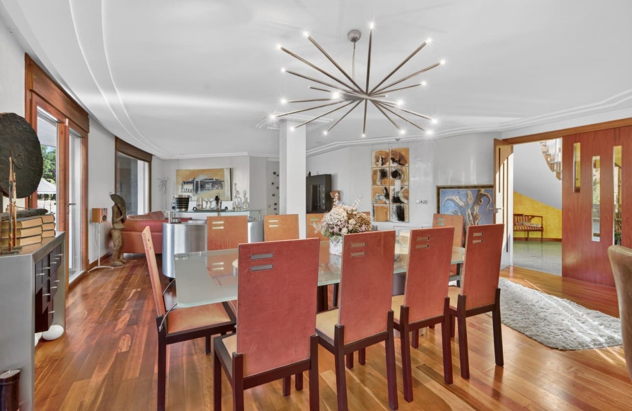 5 bedroom Villa for sale in Elche / Elx with pool garage - € 1,449,000 (Ref: 9643357)