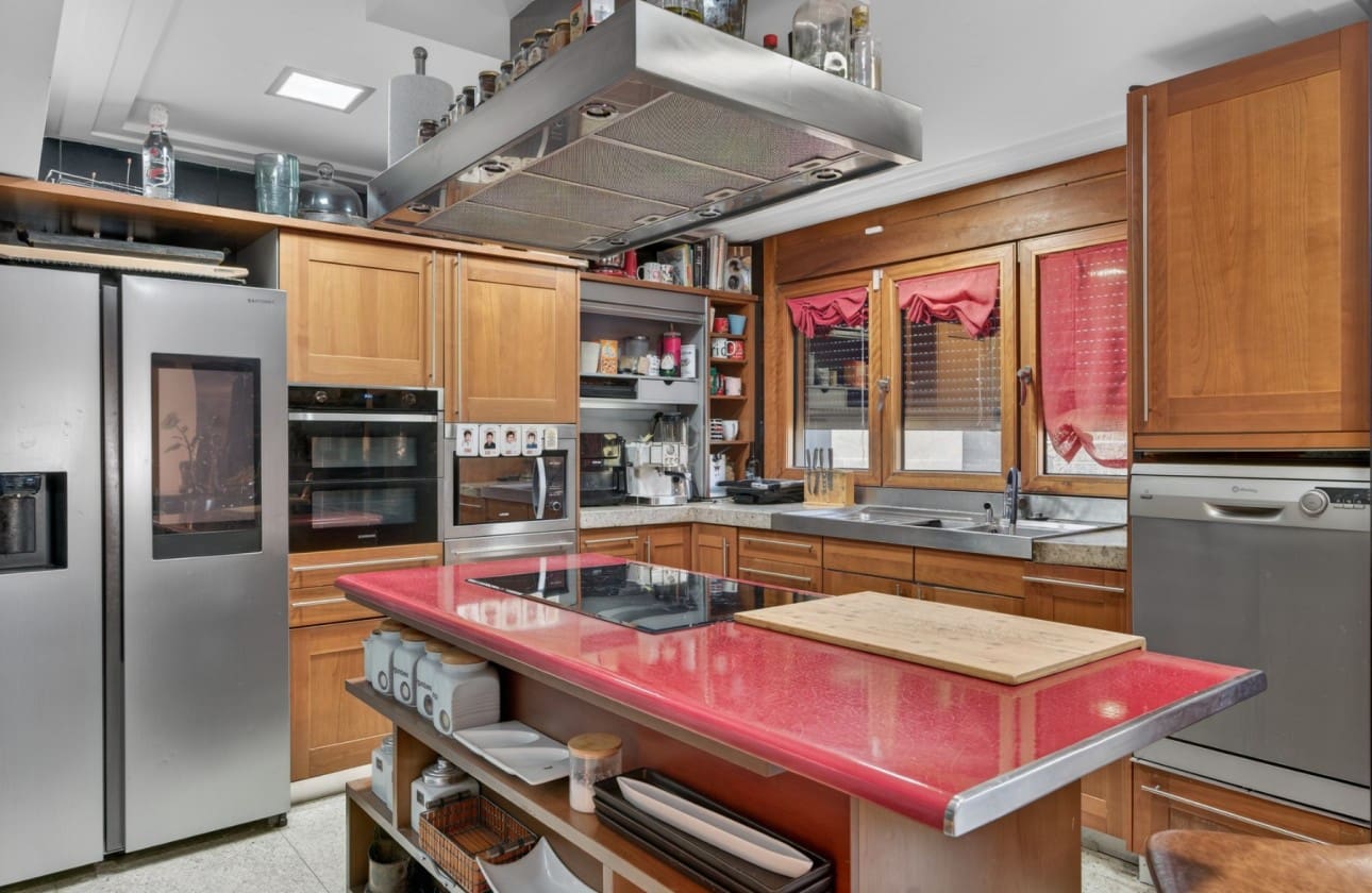 5 bedroom Villa for sale in Elche / Elx with pool garage - € 1,449,000 (Ref: 9643357)