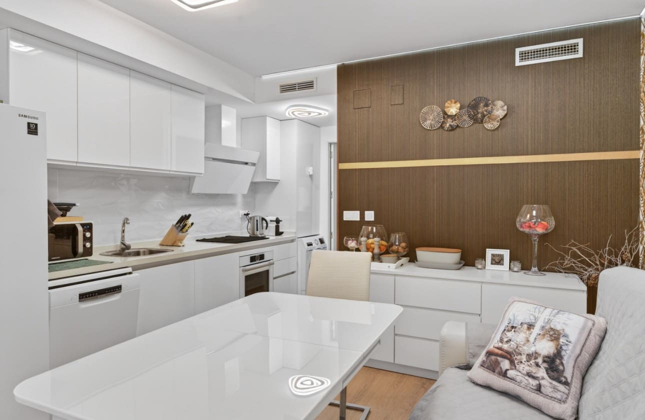 2 bedroom Townhouse for sale in Gran Alacant with pool garage - € 340,000 (Ref: 9643358)