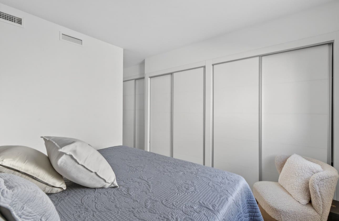 2 bedroom Townhouse for sale in Gran Alacant with pool garage - € 340,000 (Ref: 9643358)