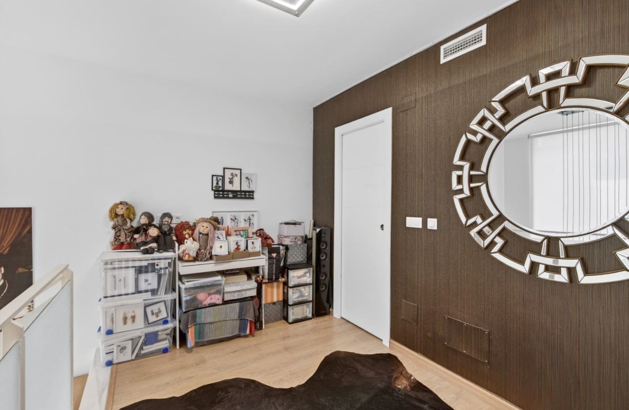 2 bedroom Townhouse for sale in Gran Alacant with pool garage - € 340,000 (Ref: 9643358)