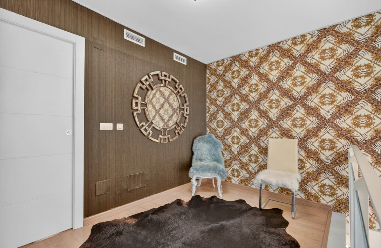 2 bedroom Townhouse for sale in Gran Alacant with pool garage - € 340,000 (Ref: 9643358)